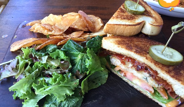 Crab BLT